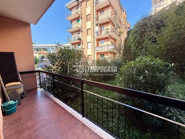 appartamento in vendita a Celle Ligure in zona Costa