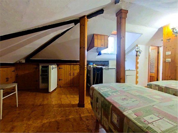 appartamento in vendita a Celle Ligure in zona Costa