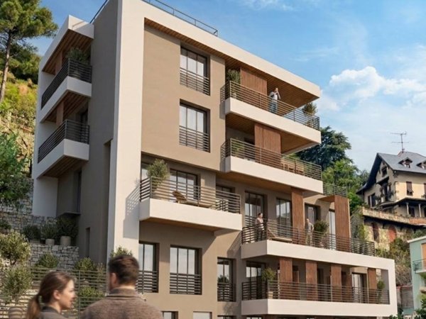 appartamento in vendita a Celle Ligure in zona Costa