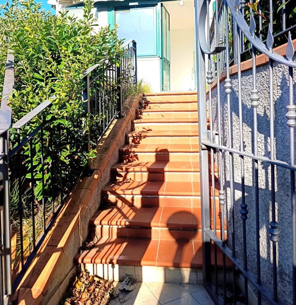 appartamento in vendita a Celle Ligure in zona Sanda