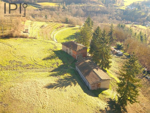 locale di sgombero in vendita a Cengio in zona Rocchetta