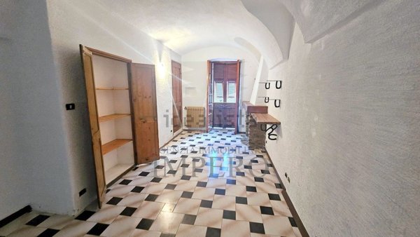 casa indipendente in vendita a Cengio