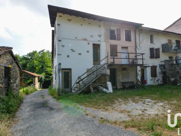 casa indipendente in vendita a Cengio in zona Brignoletta