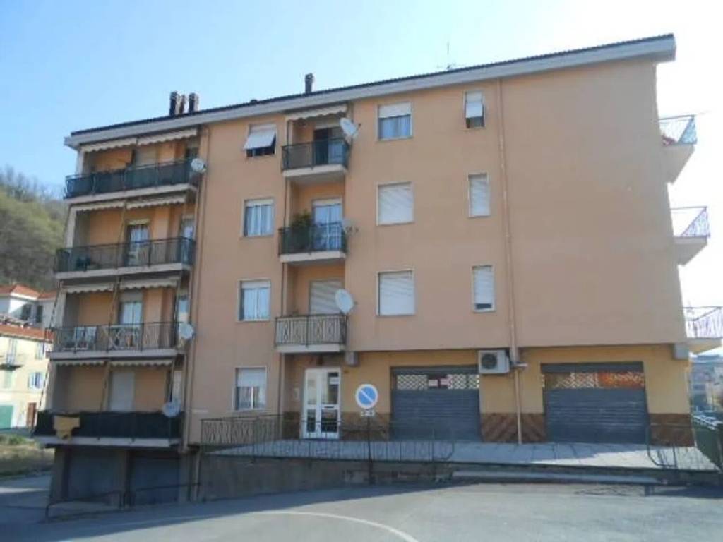 appartamento in vendita a Cengio in zona Bormida