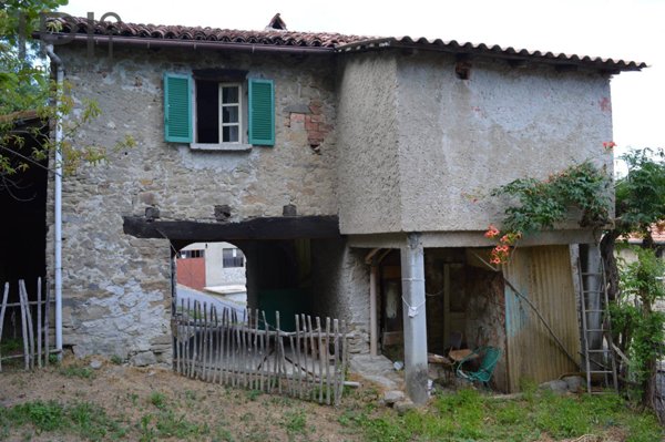 casa indipendente in vendita a Cengio in zona Brignoletta