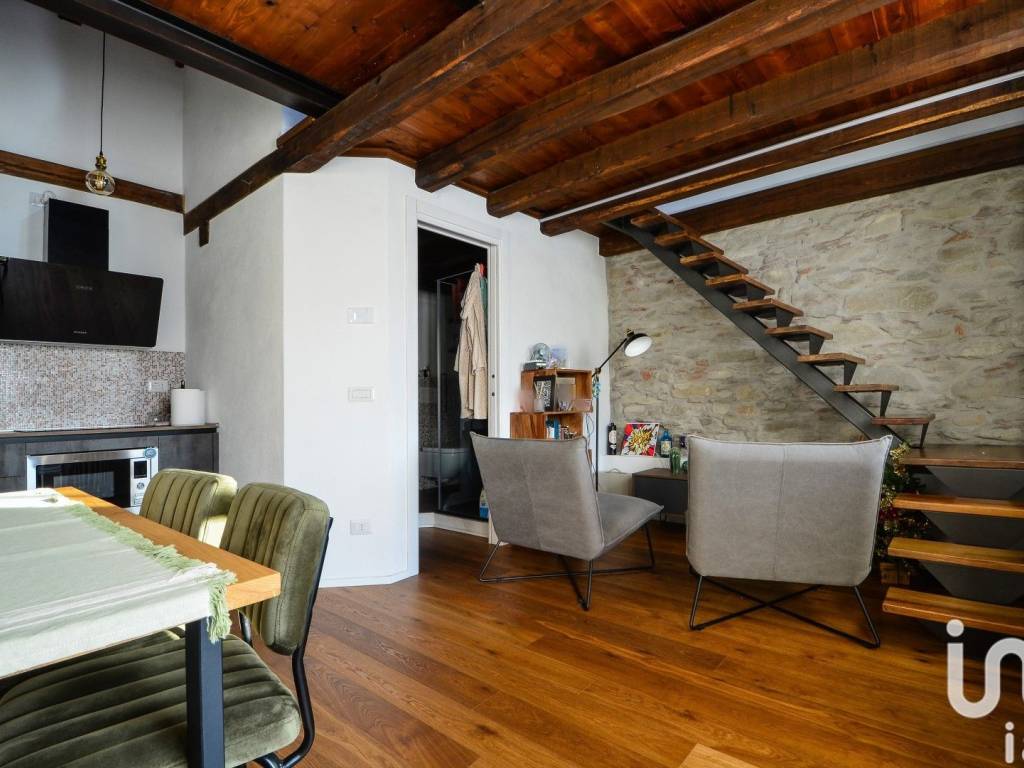casa indipendente in vendita a Cengio
