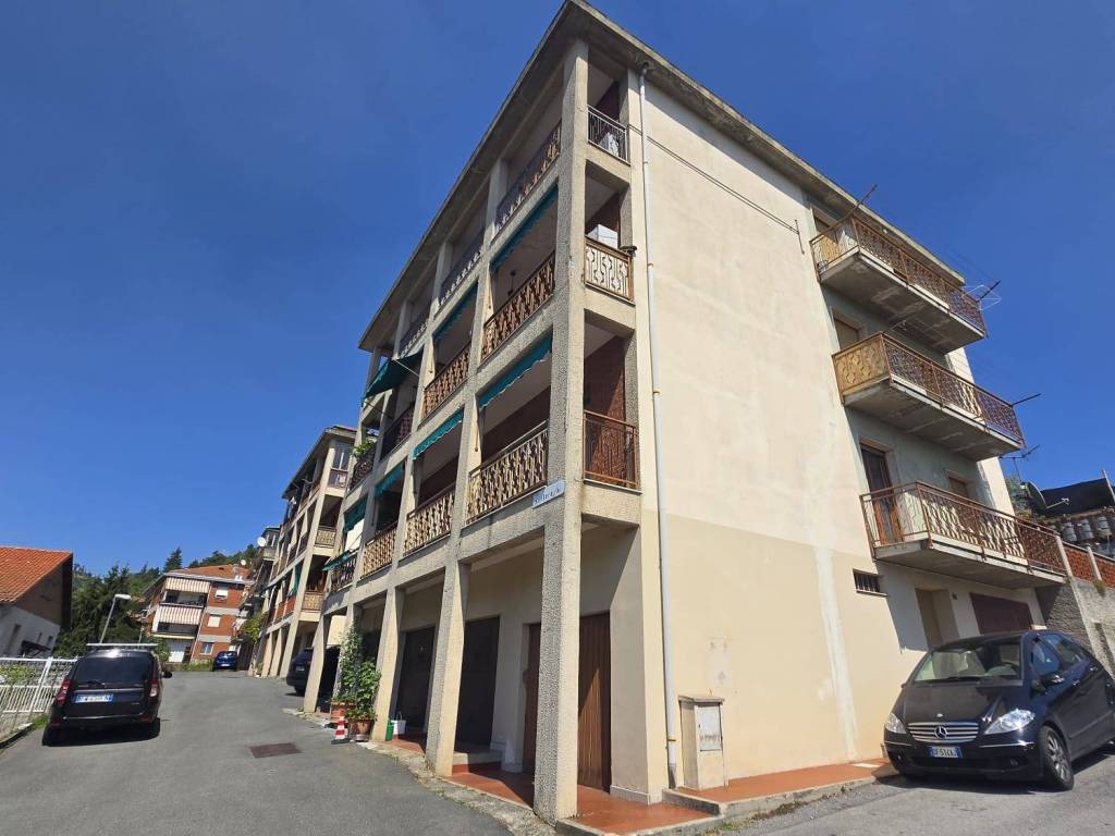 appartamento in vendita a Cengio