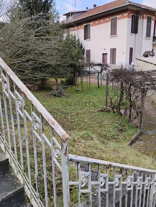 casa indipendente in vendita a Cengio