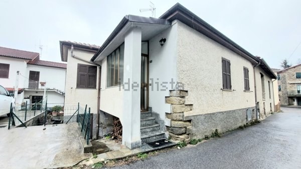 appartamento in vendita a Cengio in zona Rocchetta