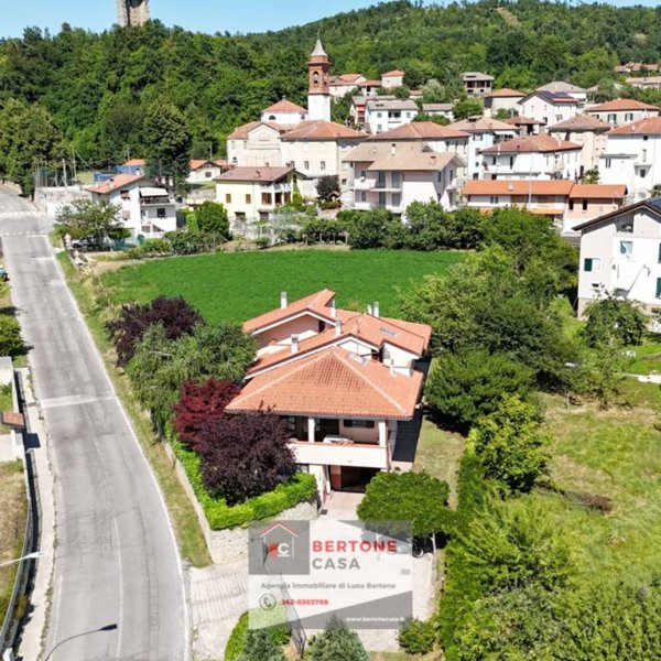 casa indipendente in vendita a Cengio in zona Rocchetta