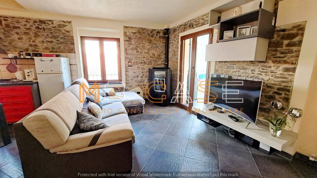 casa indipendente in vendita a Ceriale in zona Peagna