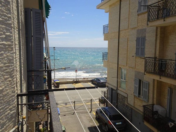 appartamento in vendita a Ceriale