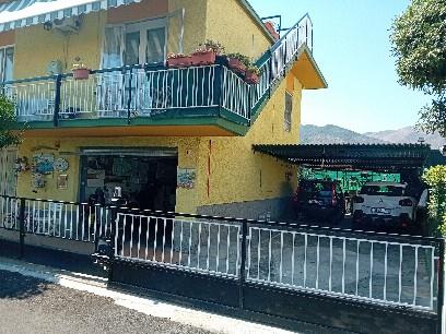 casa indipendente in vendita a Ceriale