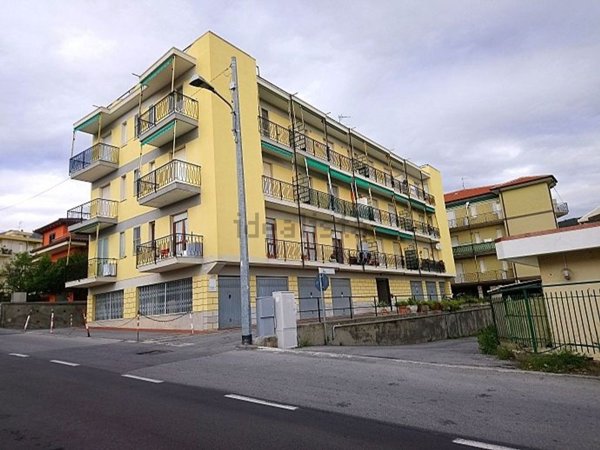 appartamento in vendita a Ceriale