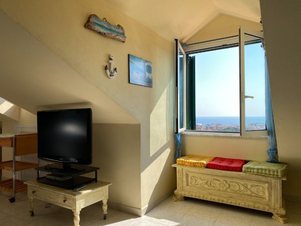 casa indipendente in vendita a Ceriale