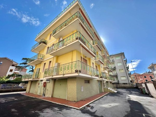 appartamento in vendita a Ceriale