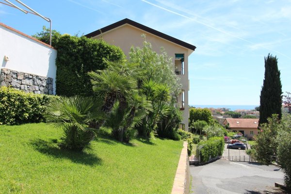appartamento in vendita a Ceriale