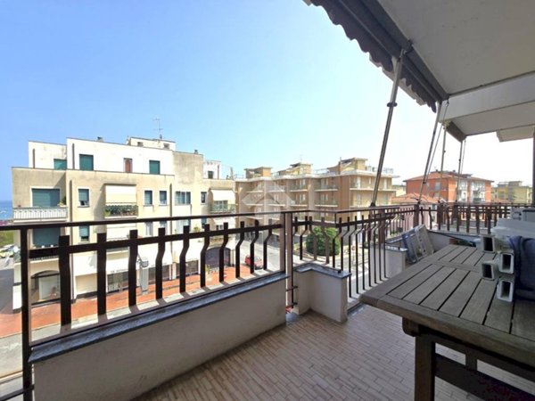 appartamento in vendita a Ceriale