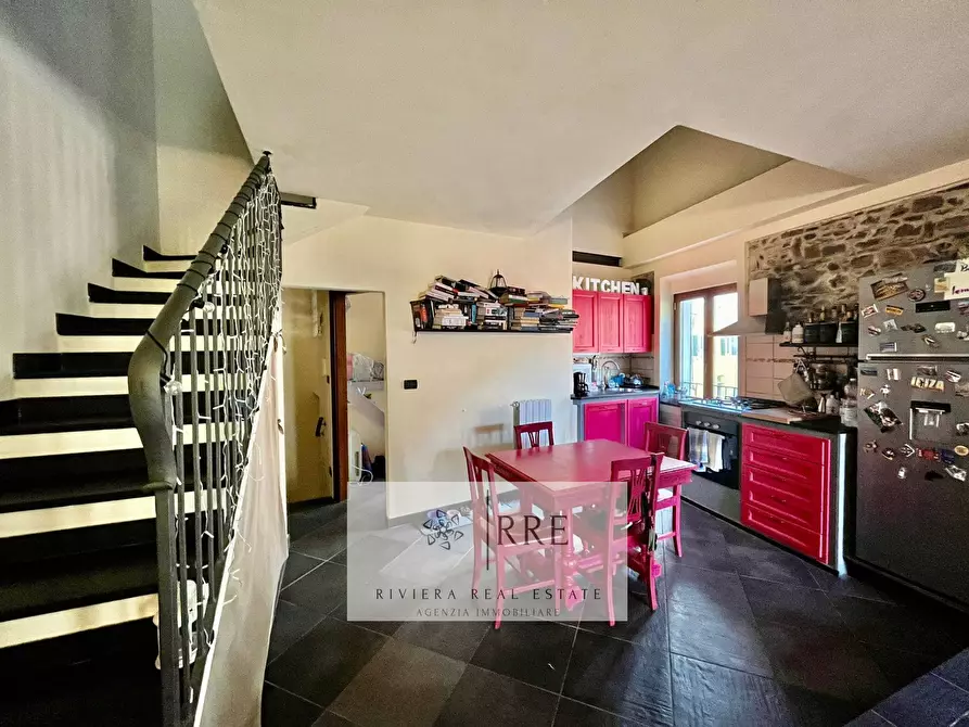 casa indipendente in vendita a Ceriale in zona Peagna