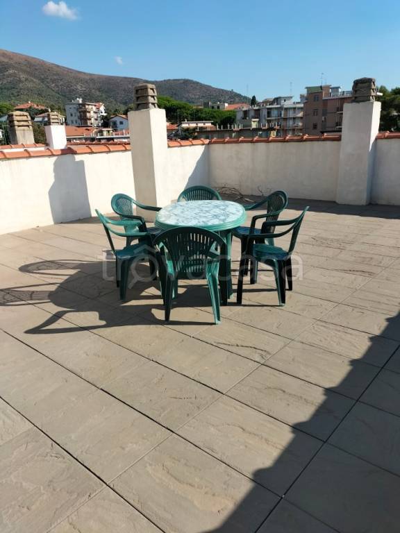 appartamento in vendita a Ceriale