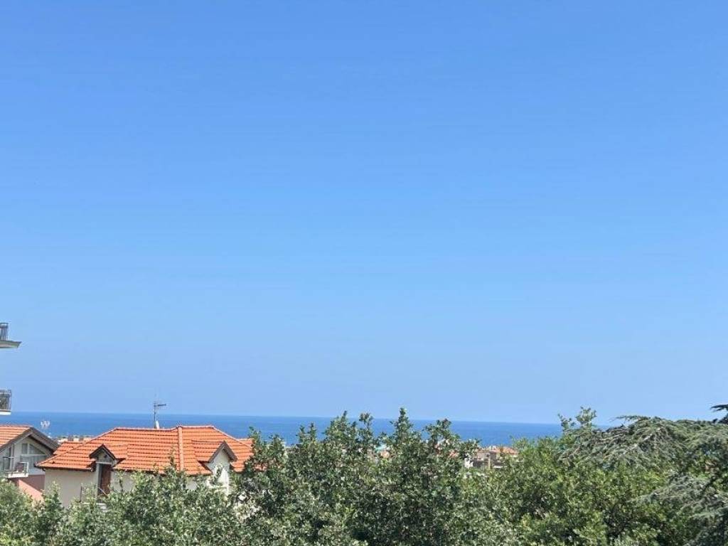 appartamento in vendita a Ceriale