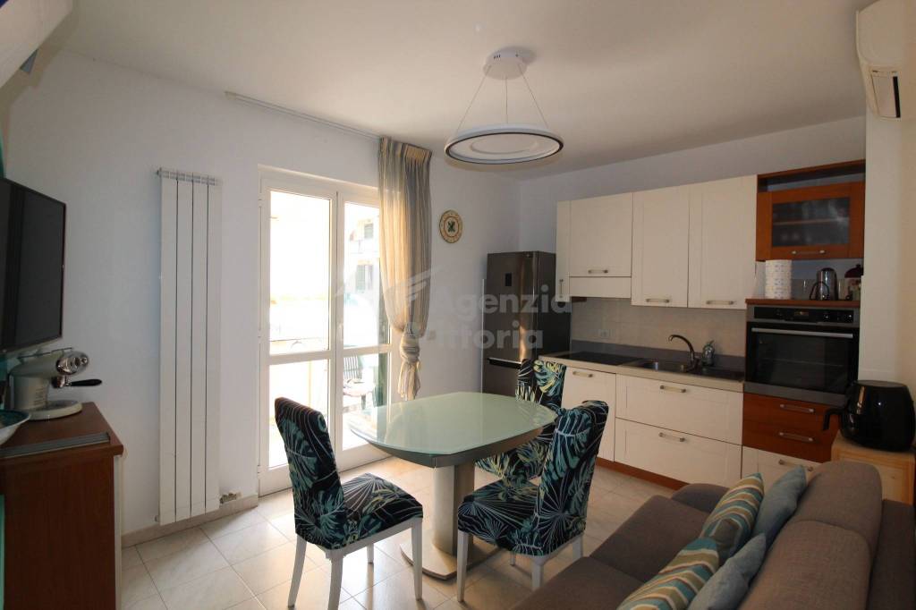 appartamento in vendita a Ceriale
