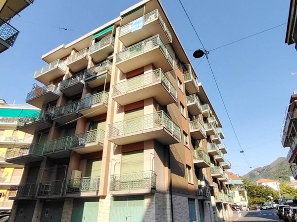 appartamento in vendita a Ceriale