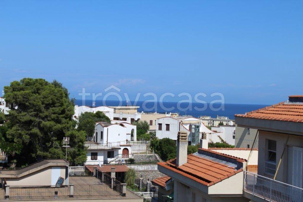 appartamento in vendita a Ceriale