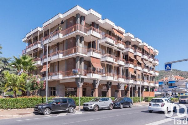 appartamento in vendita a Ceriale