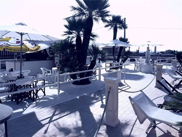 intera palazzina in vendita a Ceriale