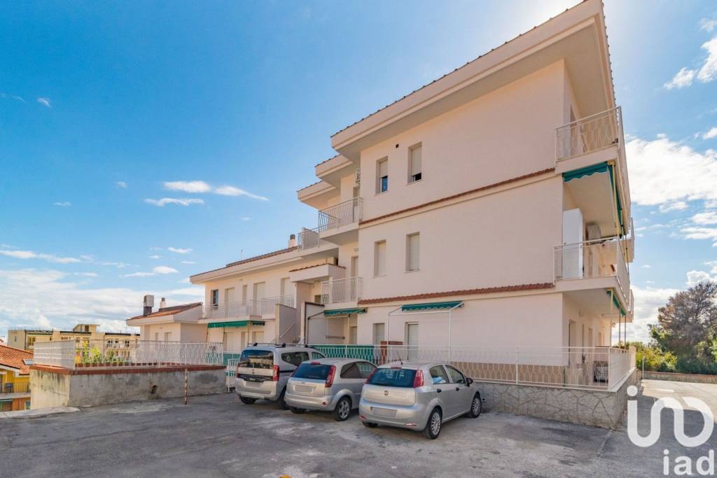 appartamento in vendita a Ceriale