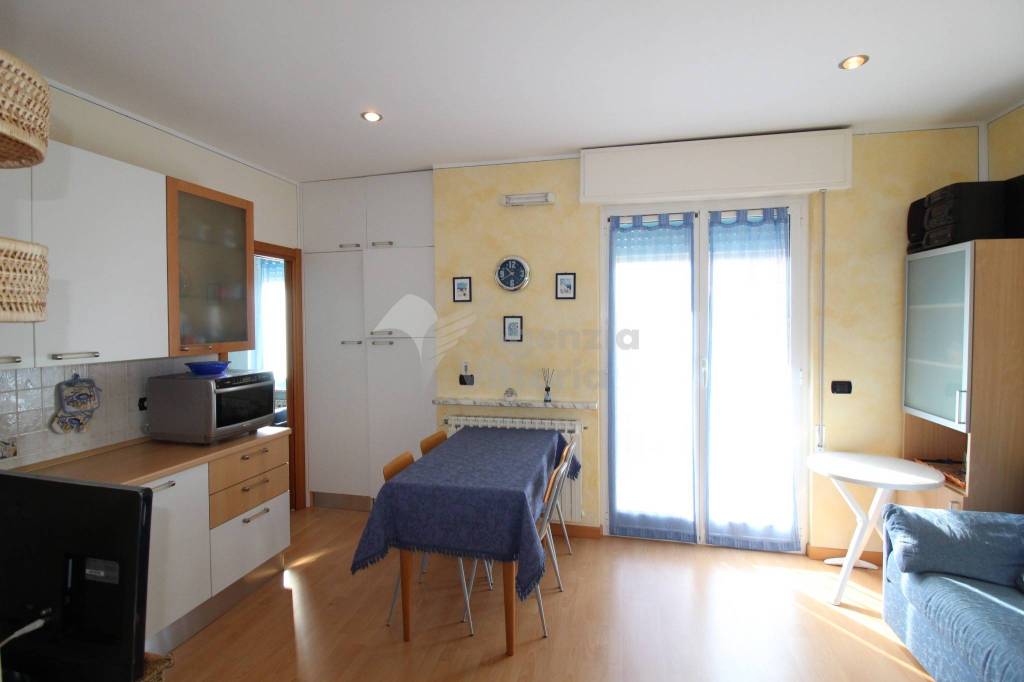 appartamento in vendita a Ceriale