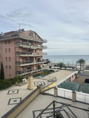 appartamento in vendita a Ceriale