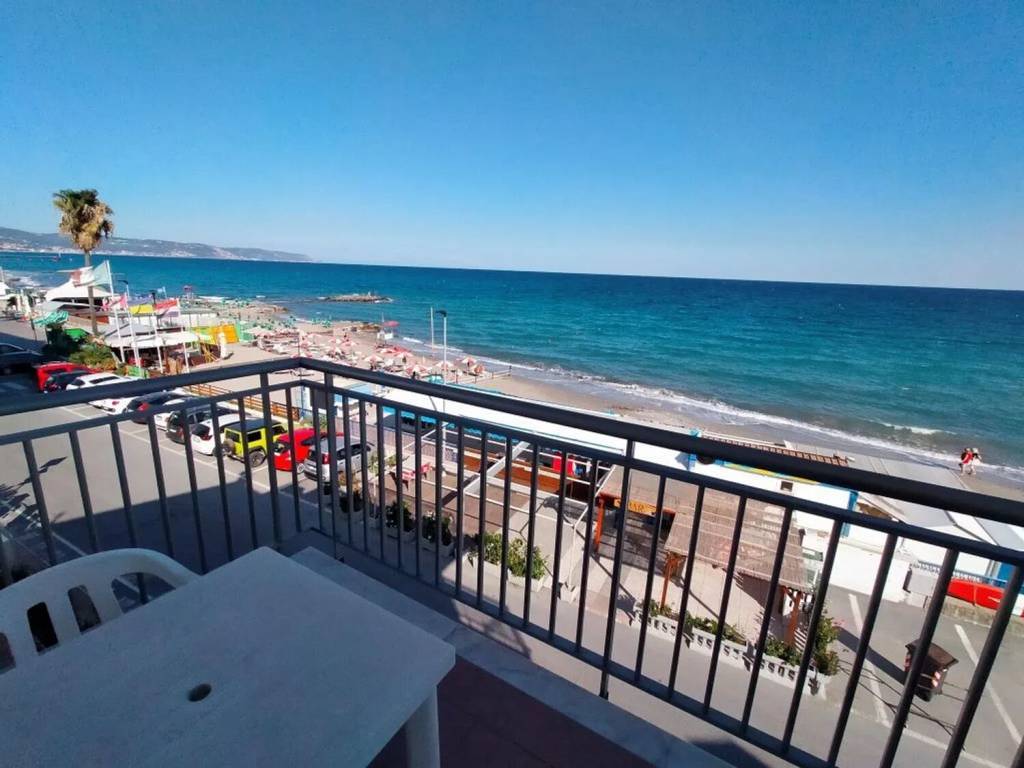 appartamento in vendita a Ceriale