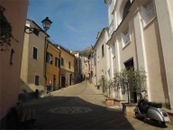 casa indipendente in vendita a Ceriale in zona Peagna