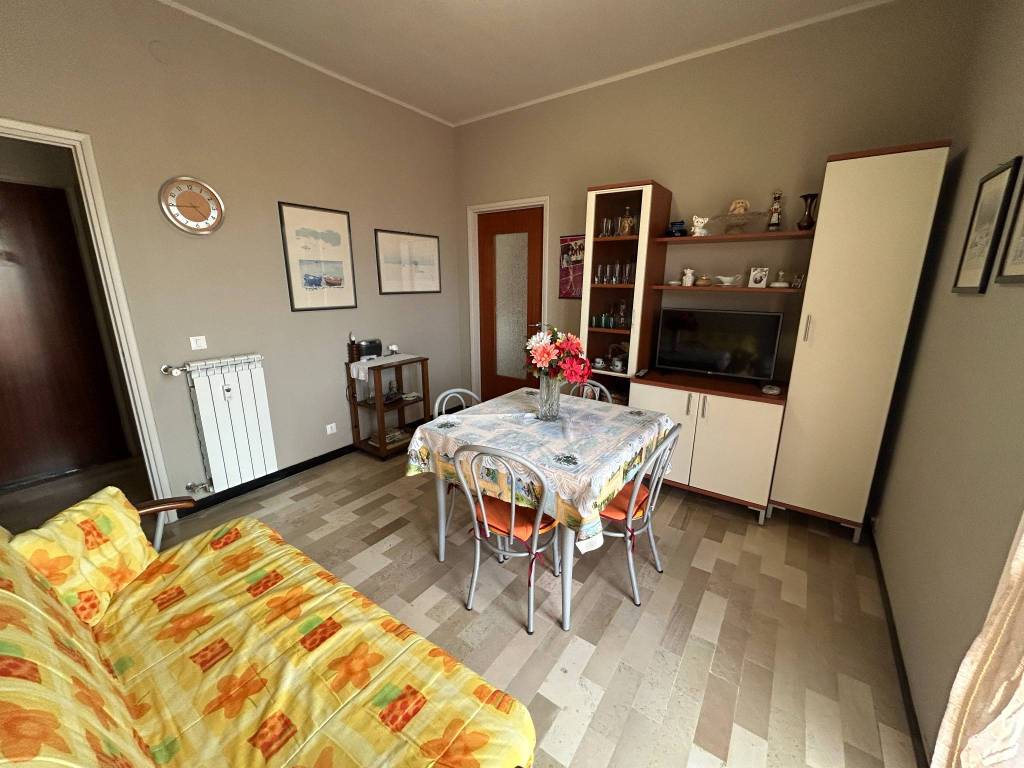 appartamento in vendita a Ceriale