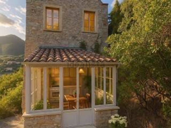 appartamento in vendita a Ceriale in zona Peagna