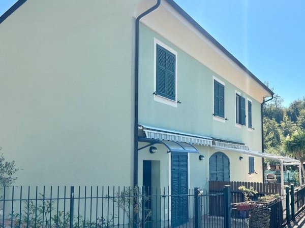 casa indipendente in vendita a Ceriale