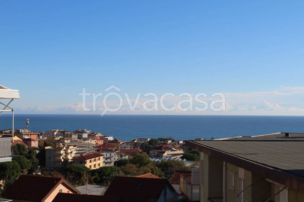 appartamento in vendita a Ceriale