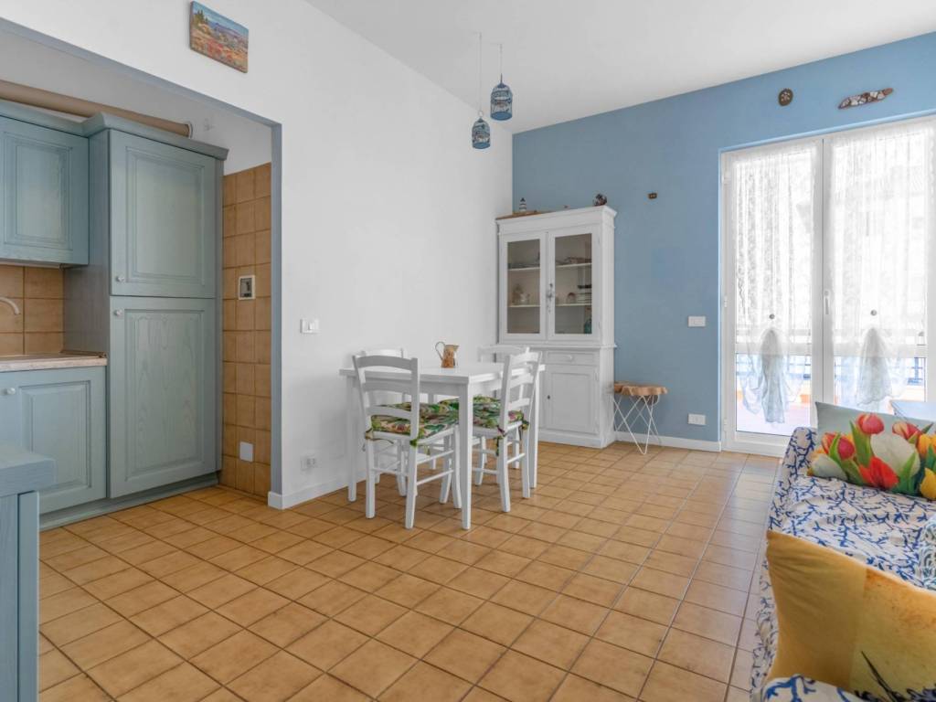 appartamento in vendita a Ceriale