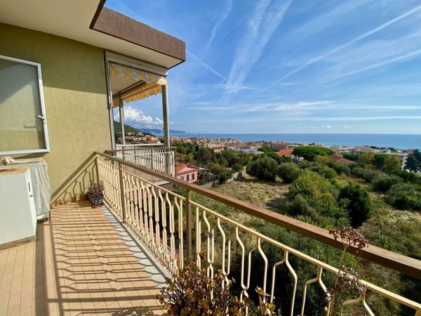 appartamento in vendita a Ceriale