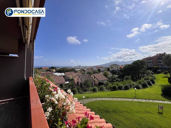 appartamento in vendita a Ceriale