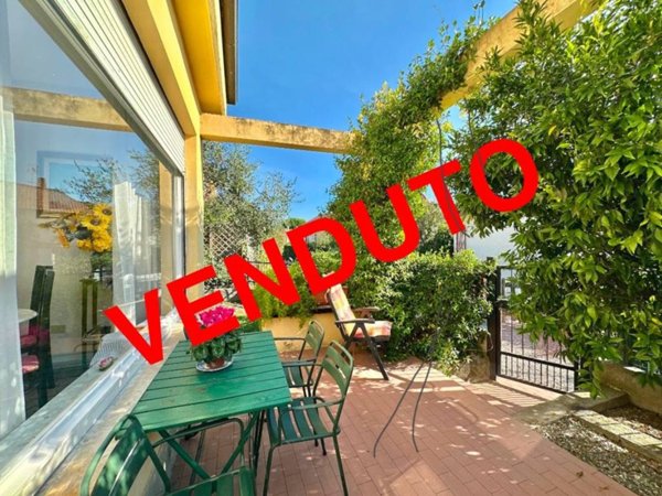 casa indipendente in vendita a Ceriale