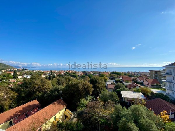 appartamento in vendita a Ceriale