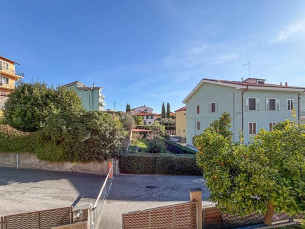 appartamento in vendita a Ceriale