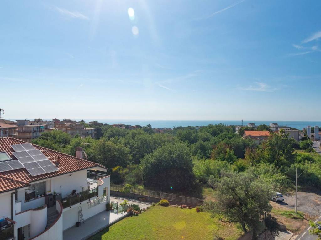 appartamento in vendita a Ceriale