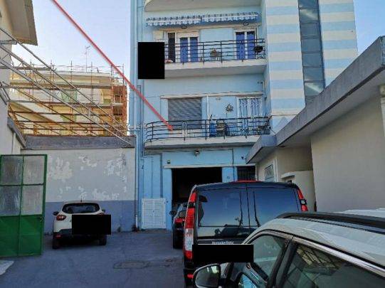 negozio in vendita a Ceriale