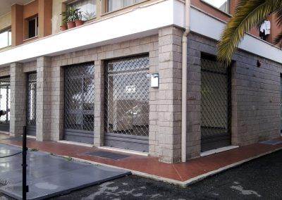 negozio in vendita a Ceriale