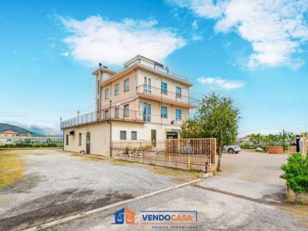 casa indipendente in vendita a Ceriale