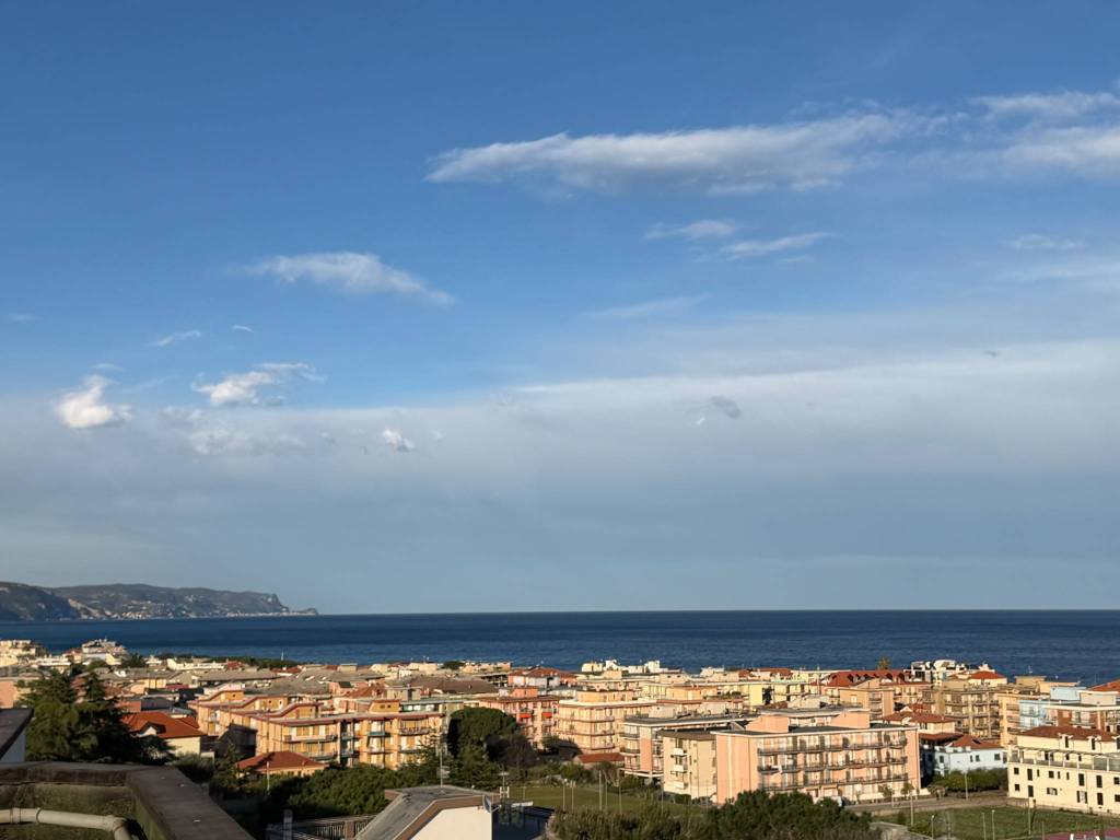 appartamento in vendita a Ceriale